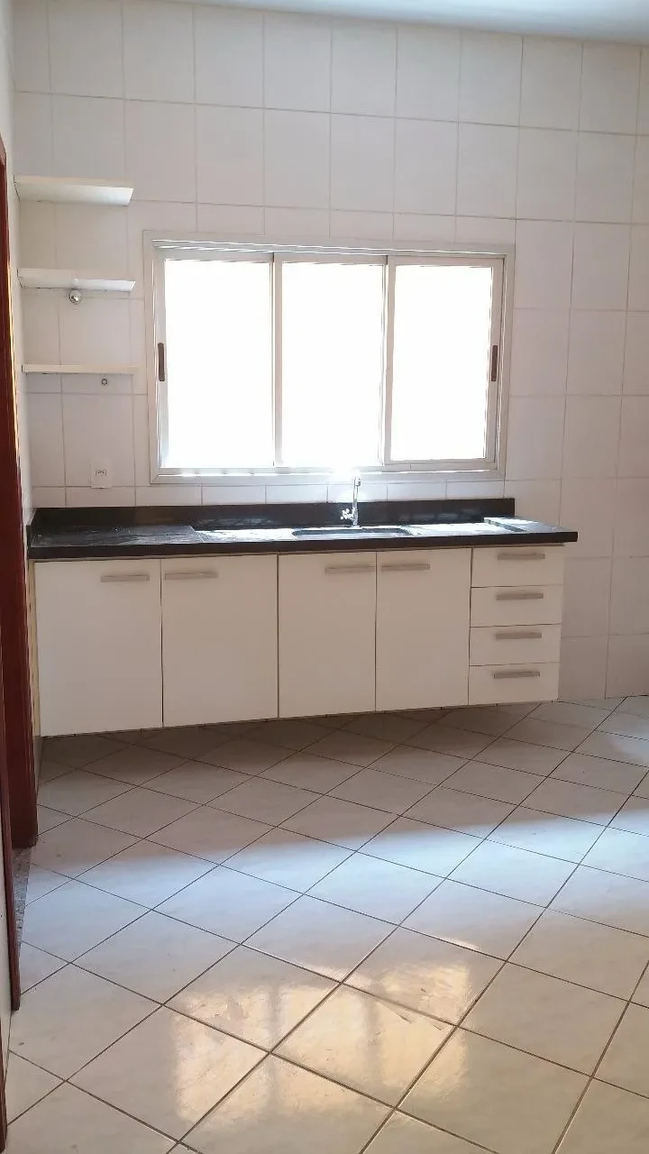 Imagem Casa com 3 Quartos para Alugar, 200 m² em Goiabeira - Cuiabá