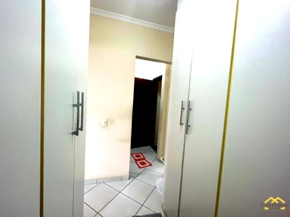 Imagem Salão comercial com casa de 2 dormitórios (1 suíte) 25 vagas - Jundiaí/SP
