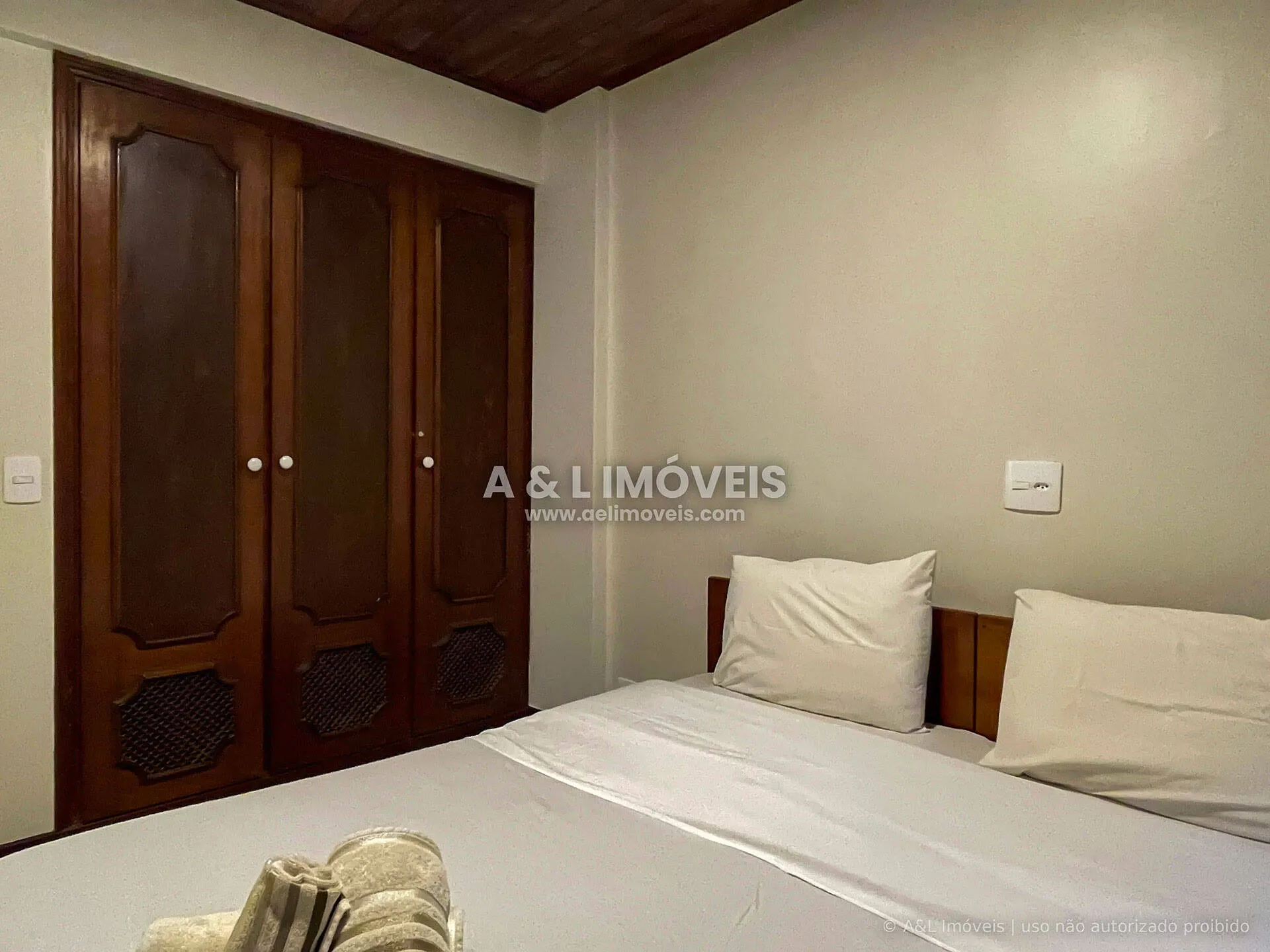 Imagem Cobertura Duplex em Capivari - Lareira, Mezanino e 200 m²
