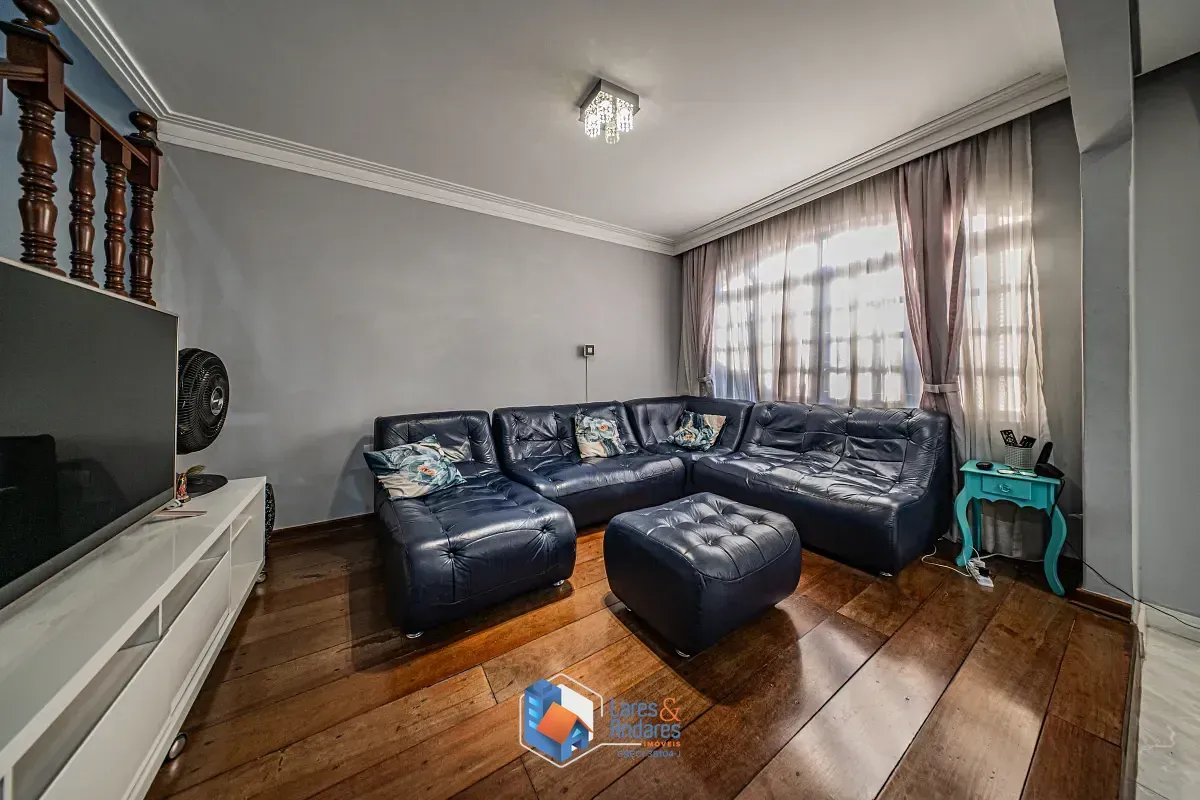 Imagem Sobrado para venda em Vila Almeida com 4 quartos, sendo 1 suíte, 157m²