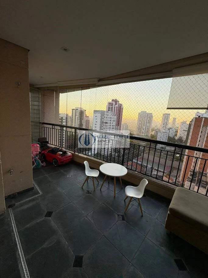 Imagem Excelente apartamento com 112 m², 3 dormitórios, sendo 1 suíte, 3 vagas