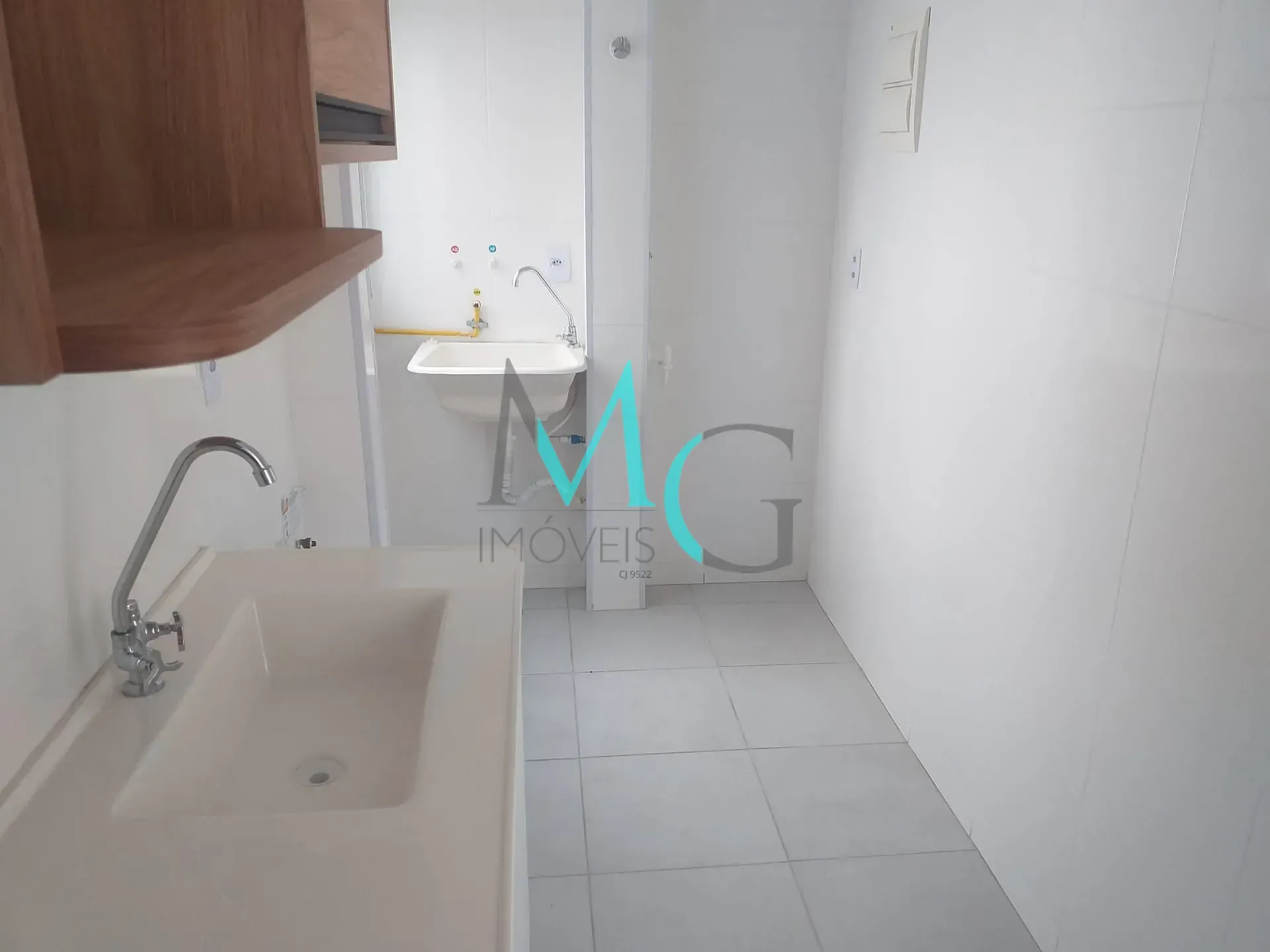 Imagem Apartamento 2 Quartos, 41,19m² por R$ 159.000,00 no Condomínio Cedro Rosa, Inhoaíba, RJ