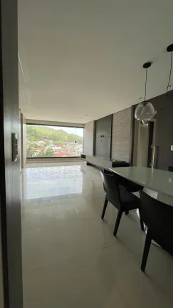 Imagem Apartamento com 2 Quartos à Venda, 79 m² em Fazenda - Itajaí