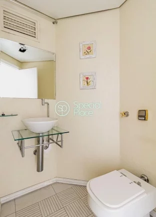 Imagem Excelente apto com 227m² em Moema Índios, 01 apartamento por andar com elevador privativo, amplo l...