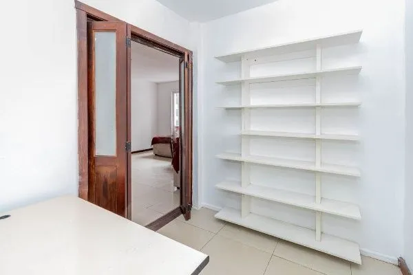 Imagem Vende-se apartamento com 3 quartos( 1 suíte), 112m² e 3 vagas - Rio Branco