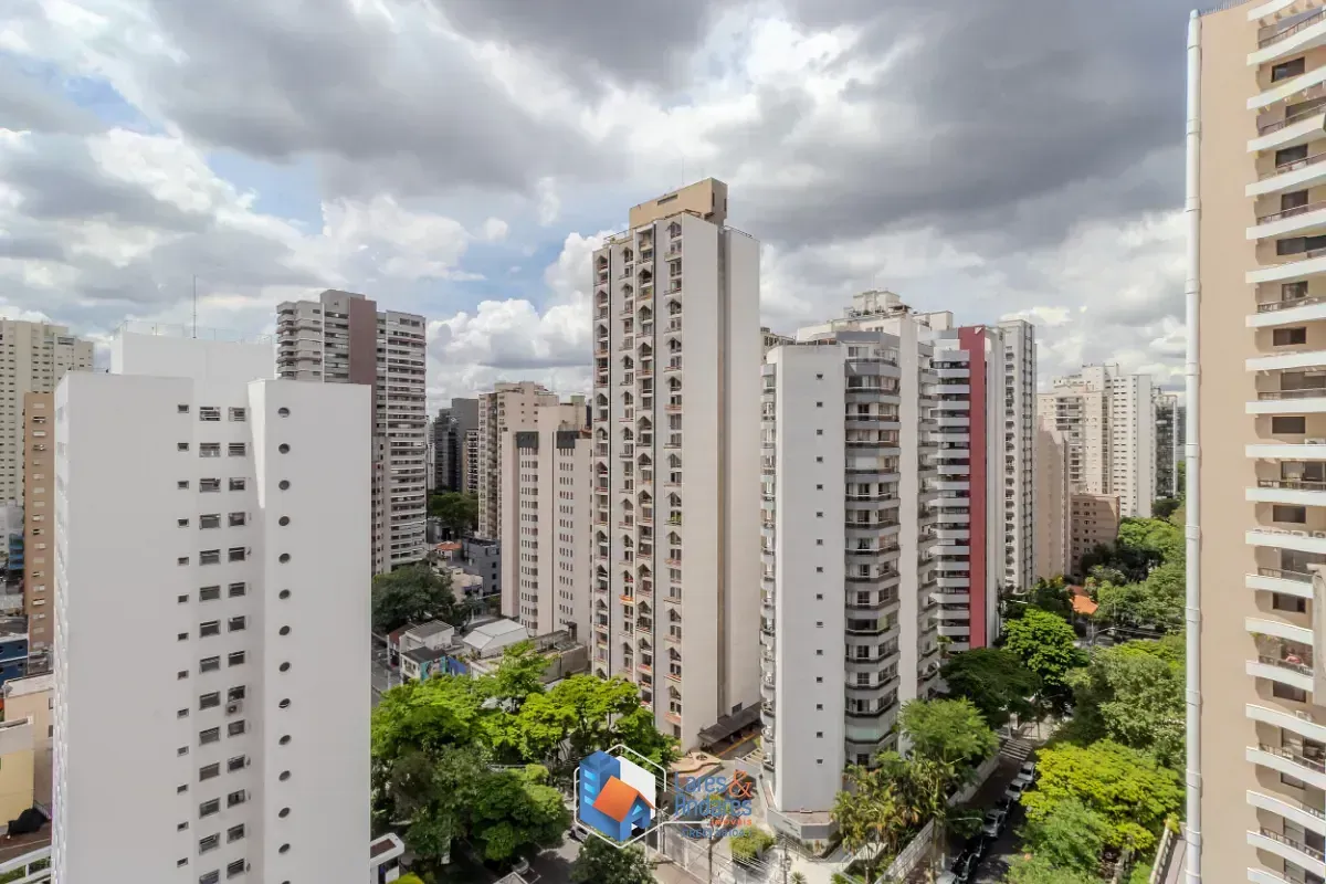 Imagem Apartamento para venda em Indianópolis com 4 quartos, sendo 2 suítes, 180m²