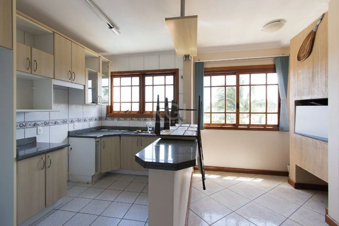 Imagem Casa para Venda - 204.75m², 3 dormitórios, sendo 1 suites, 3 vagas - Ipanema