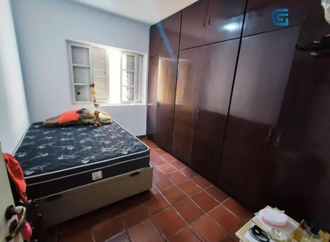 Imagem VENDO CASA AMPLA, MARAVILHOSA EM SÃO VICENTE