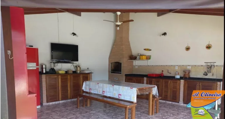 Imagem Linda Casa em Condomínio Fechado