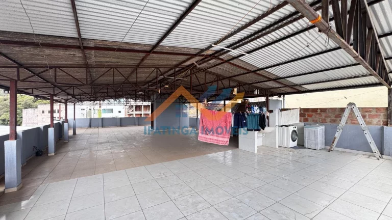 Imagem Ampla Casa com Terraço à Venda no Bairro Ideal – Ipatinga