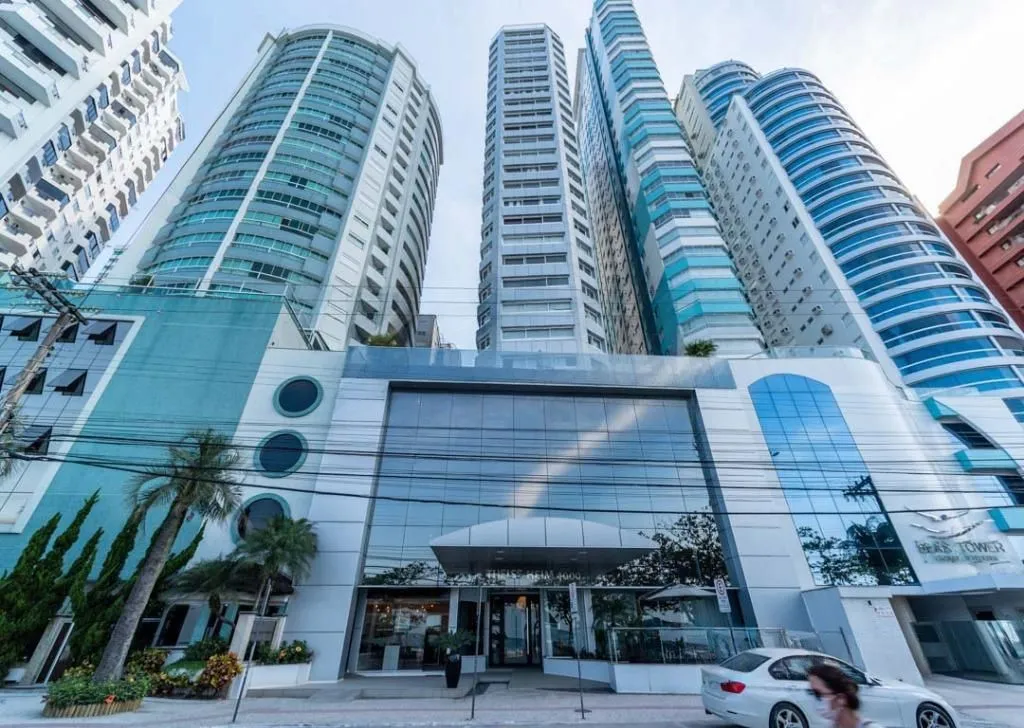 Foto do imóvel Apartamento com vista para o mar à venda com 421m2 por R$ 25.000.000,00