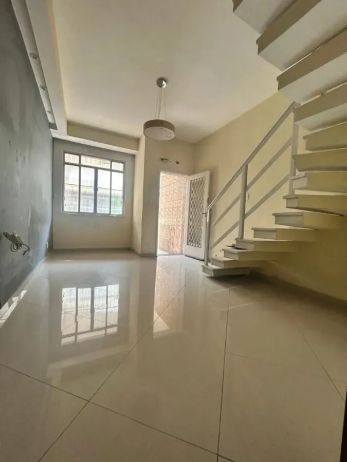 Imagem Casa à venda no bairro Praça Seca em Rio de Janeiro/RJ