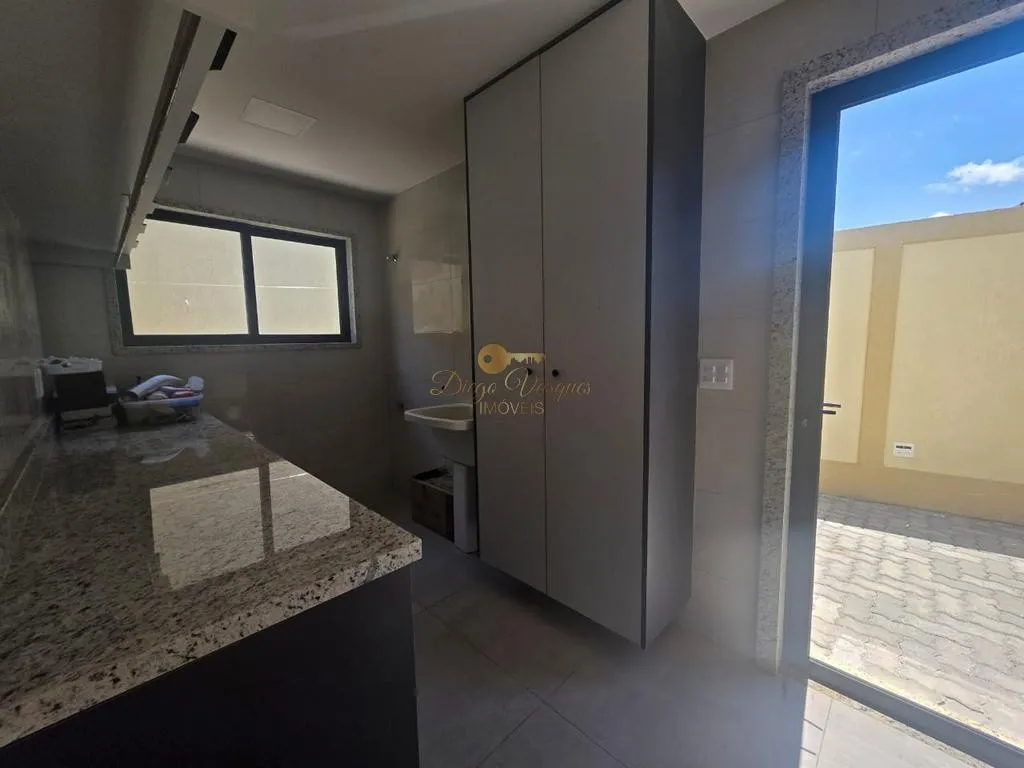 Imagem Casa em Condomínio para Venda em Teresópolis / RJ no bairro Cascata do Imbuí