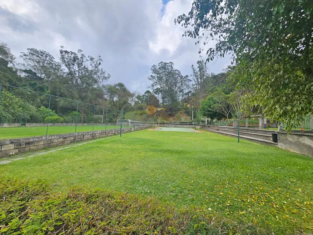 Imagem Terreno em Condomínio para Venda em Teresópolis / RJ no bairro Parque do Imbui