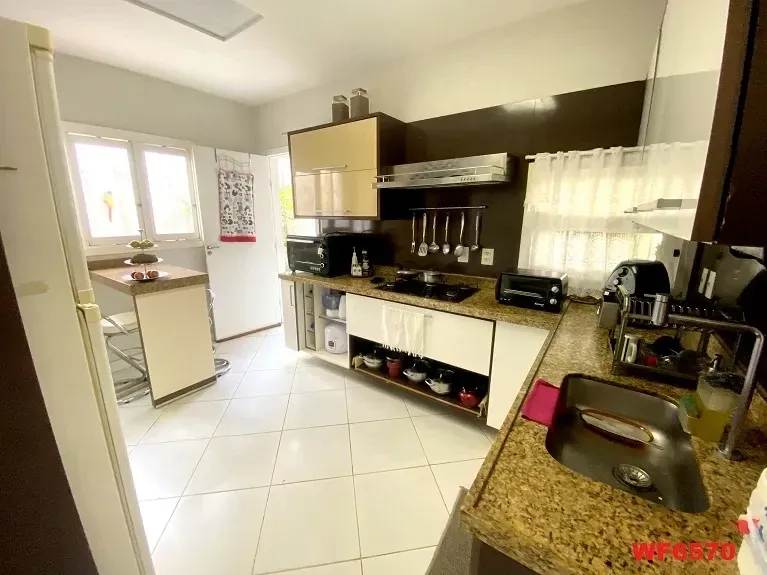 Imagem Casa de Condomínio com 4 Quartos à Venda, 228 m² em Pires Façanha - Eusébio