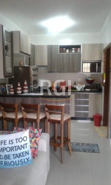 Imagem Casa Condominio para Venda - 77.6m², 2 dormitórios, 1 vaga - Partenon
