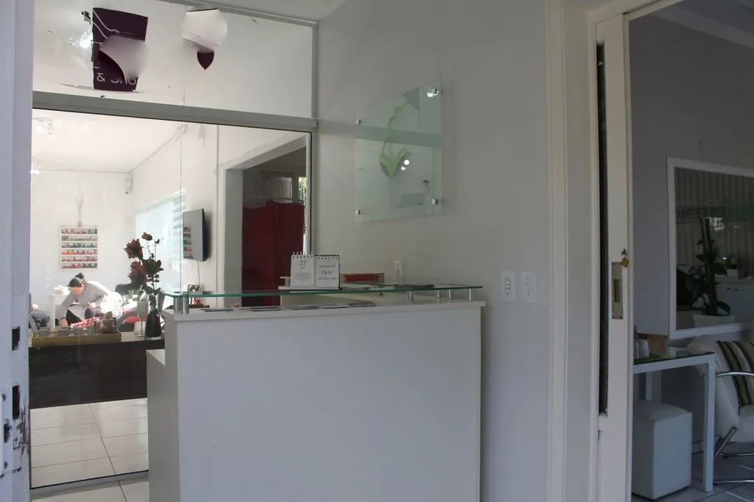 Imagem Casa para Venda - 221m², 3 dormitórios, sendo 1 suites, 4 vagas - Tristeza