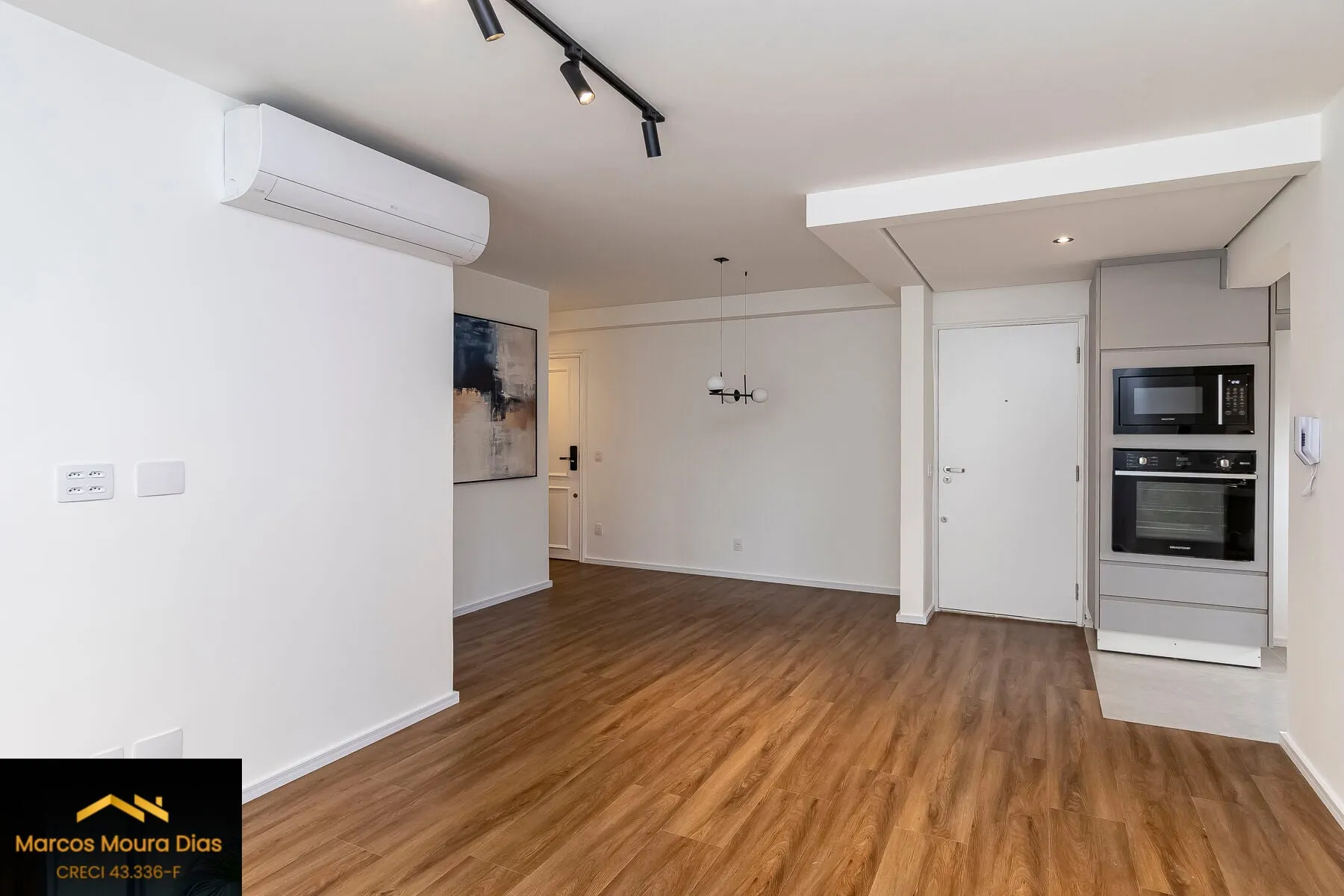 Imagem Apartamento 3 Dormitórios 1 Suíte 2 Vagas na Vila Olímpia Reformado