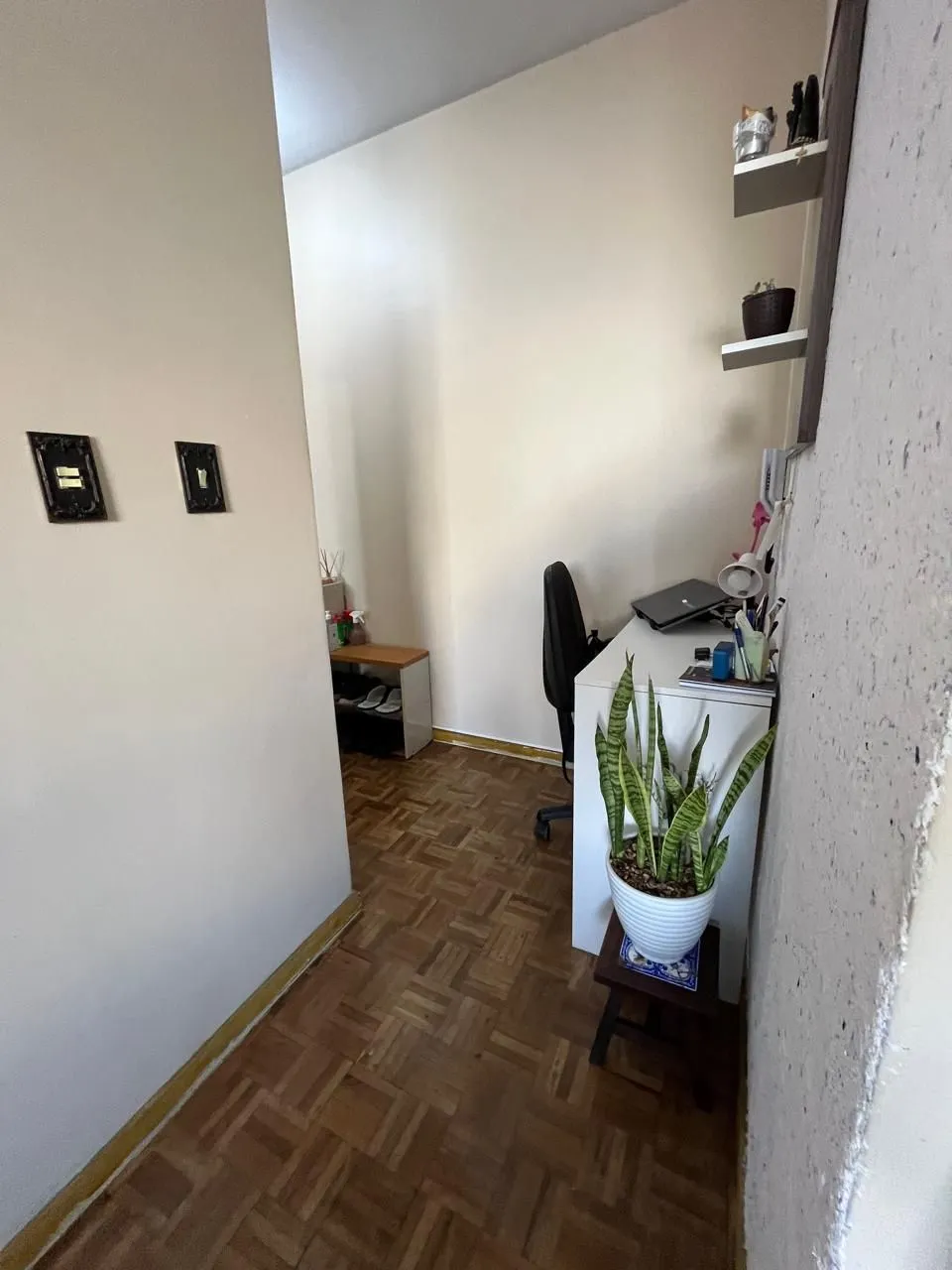 Imagem Apartamento 2 dormitórios, 1 vaga coberta no bairro Menino Deus.