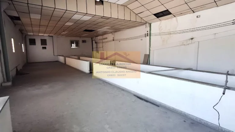 Imagem Oportunidade Única: Galpão Espaçoso em Cascadura, RJ!