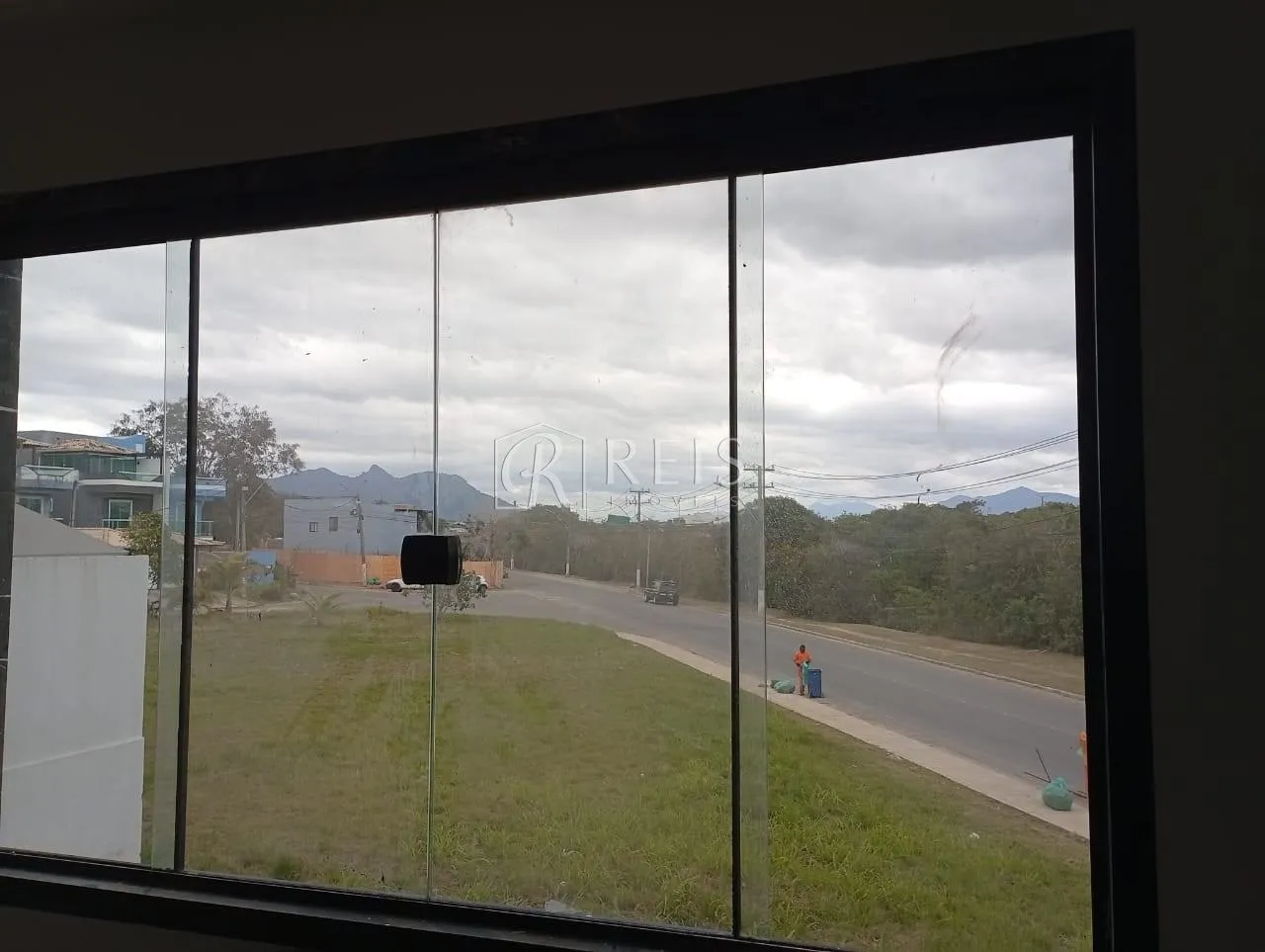 Imagem Sala Comercial para Locação em Rio das Ostras, Colinas, 1 banheiro