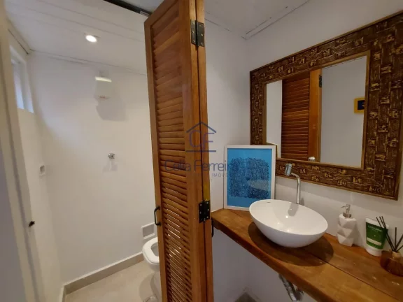 Imagem Ótima casa em localização privilegiada no miolo da Martim de Sá a 100m da praia