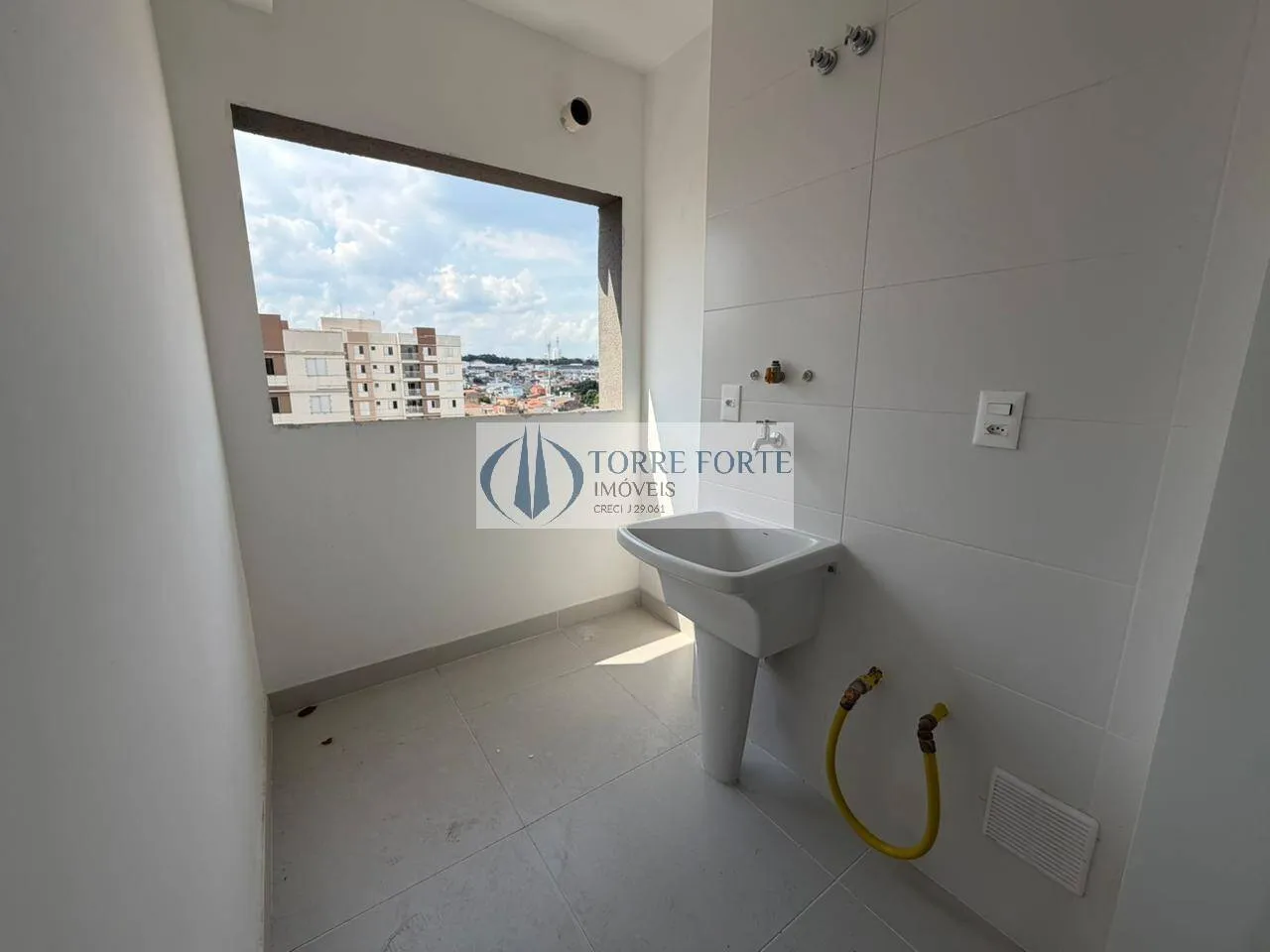 Imagem Lindo Apartamento com 2 dormitórios e Varanda Gourmet na Vila Ema 