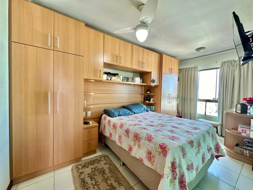 Imagem Apartamento 4 Dormitórios - Bairro Centro