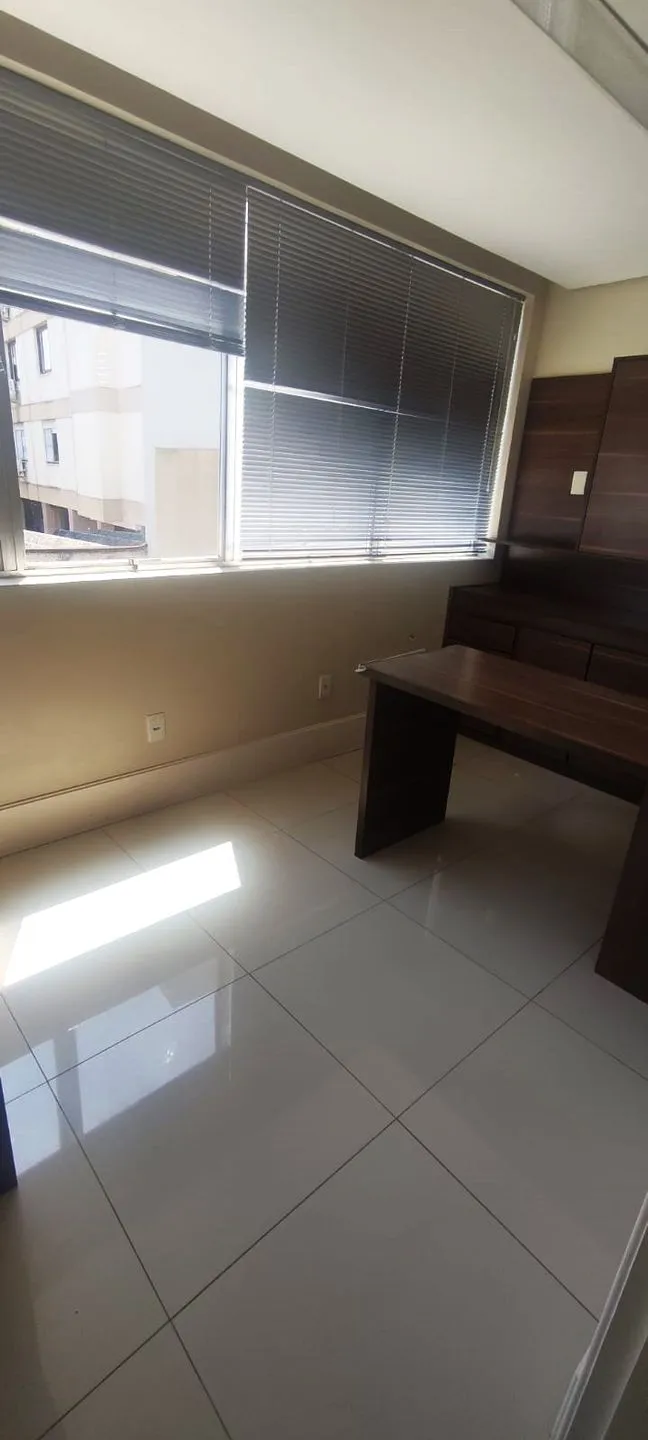 Imagem Sala comercial à venda em Porto Alegre, Rio Branco, 40.5m2