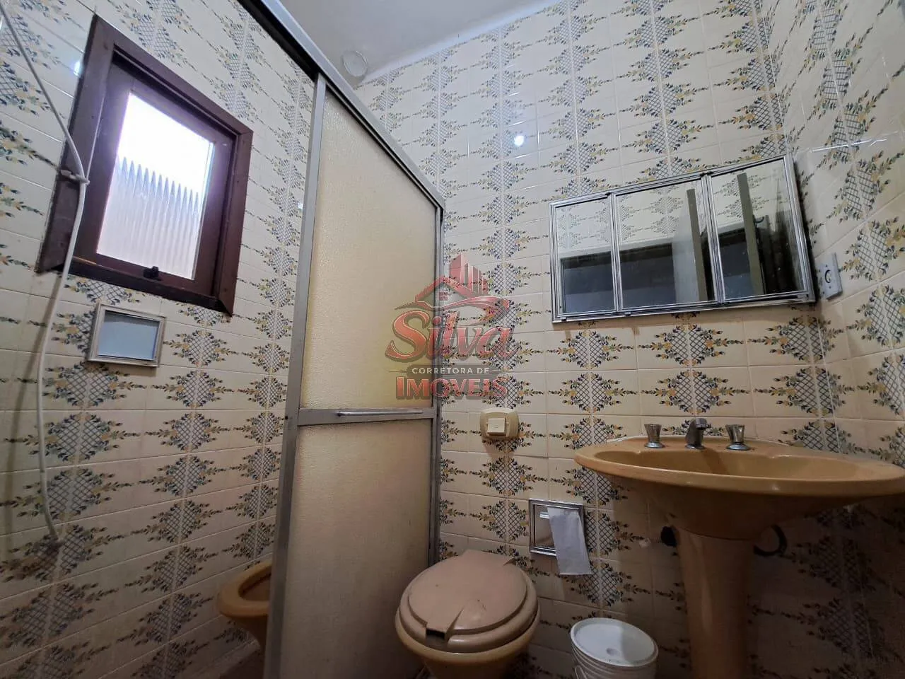 Imagem Casa com 3 Suítes a 120m do Mar