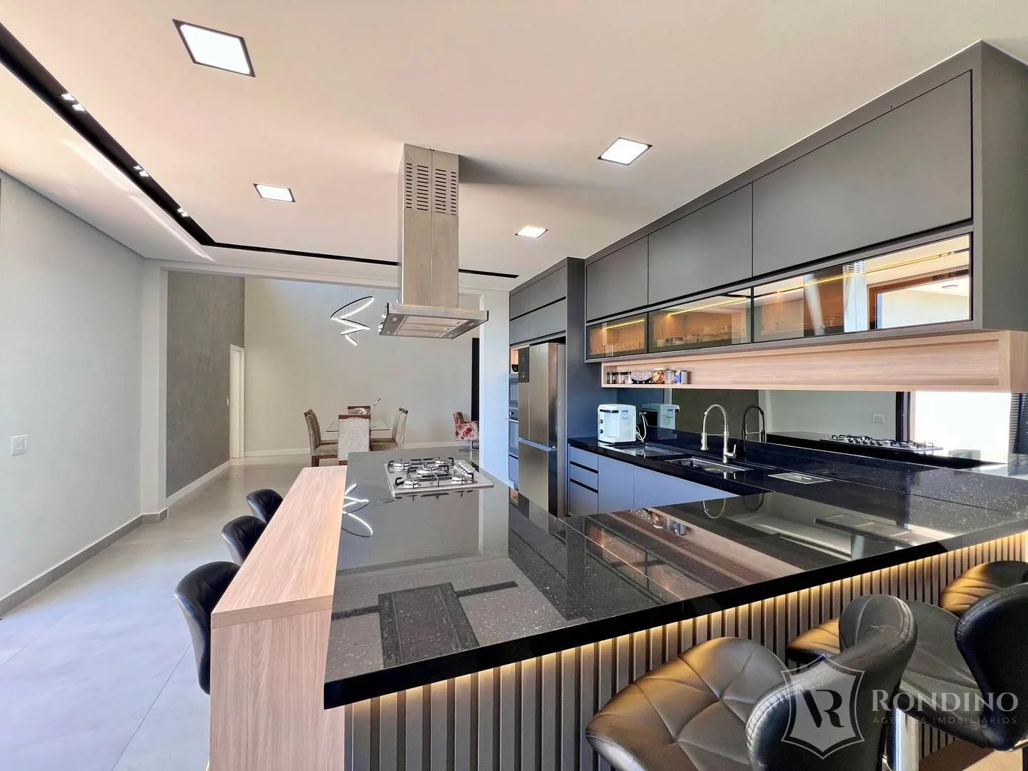Imagem Casa t?(C)rrea 3 suites e Piscina