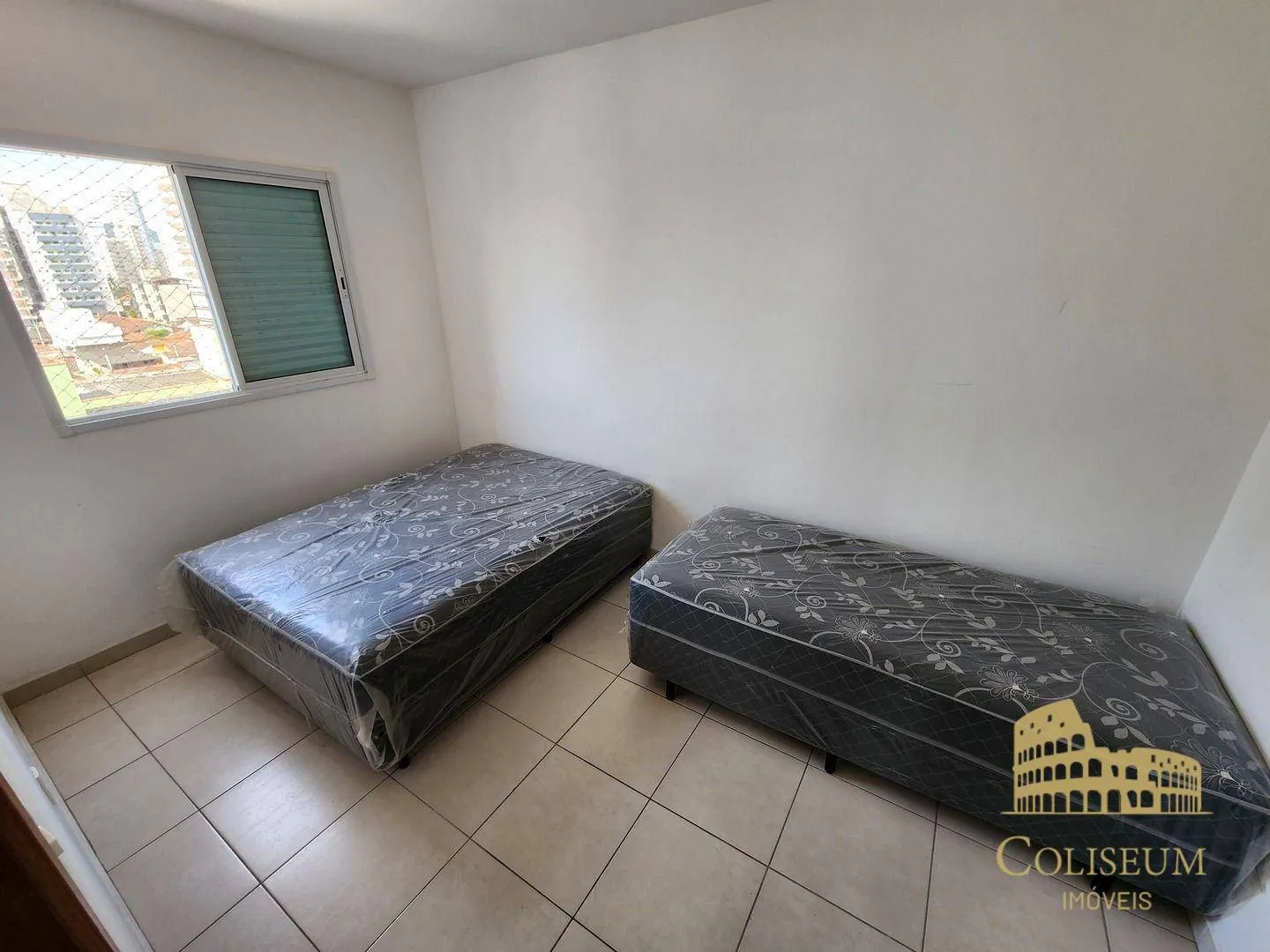 Imagem Apartamento com 3 dormitórios à venda, 105 m² por R$ 700.000,00 - Guilhermina - Praia Grande/SP