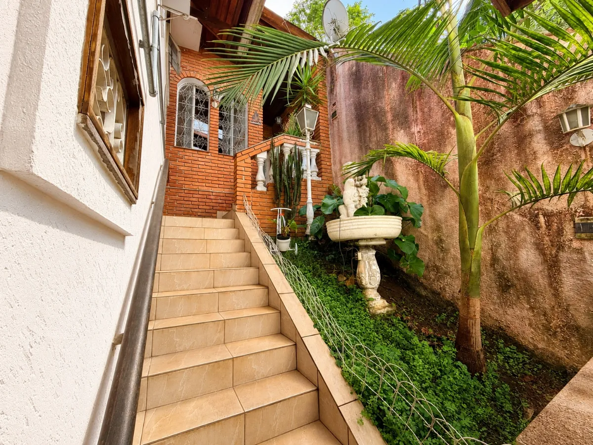 Imagem Casa de vila para venda em Suíssa com 3 quartos, 220m2