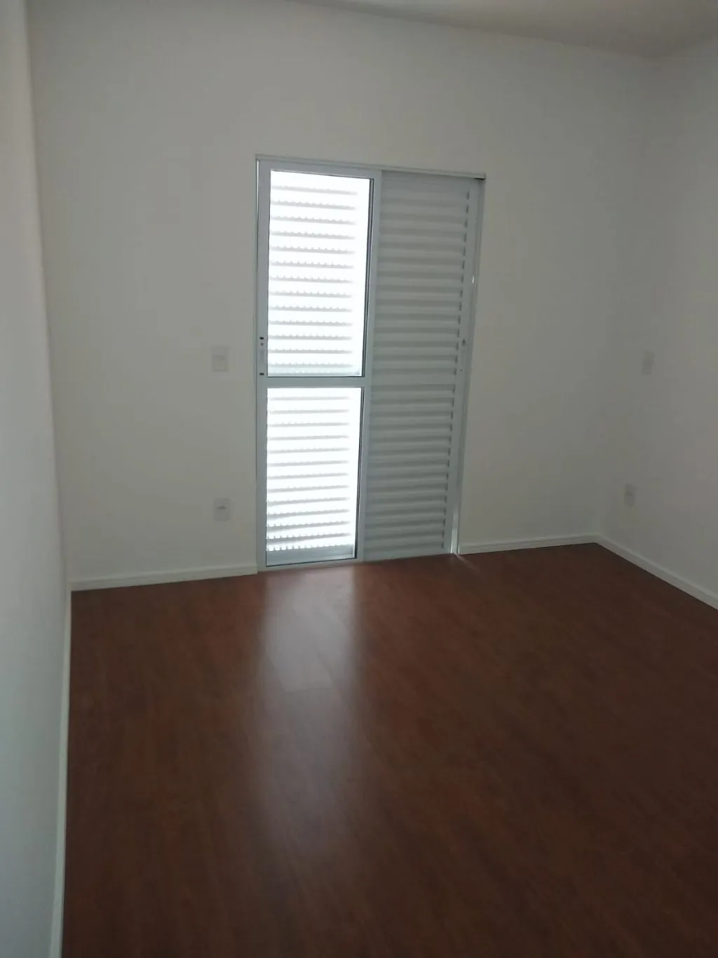 Imagem Incrível oportunidade!! Lindo sobrado 79 m², com 2 suítes, lavabo embaixo, varanda gourmet. À 500 m. do Mc Donalds da Av São Paulo, Sorocaba