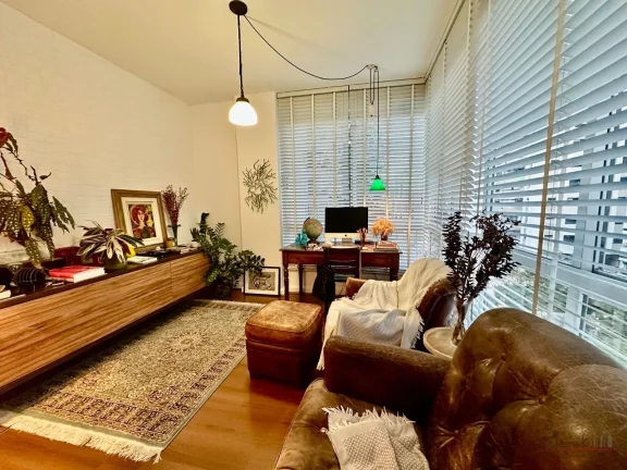 Imagem Oportunidade única na Beira-Mar Norte! Apartamento com hall e elevador privativo, vista parcial par...
