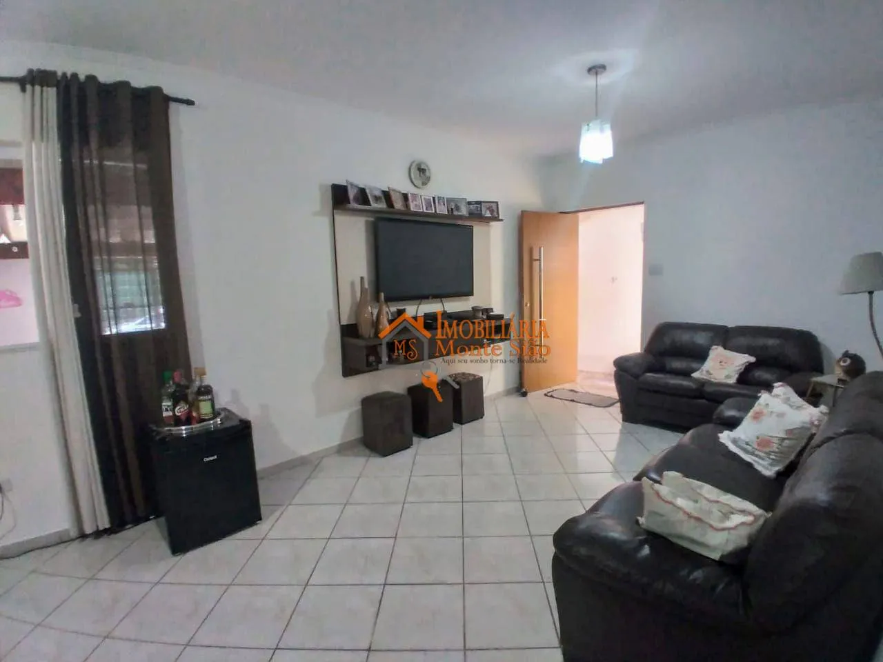 Imagem Casa com 3 dormitórios à venda, 260 m² por R$ 746.000,00 - Jardim Aida - Guarulhos/SP