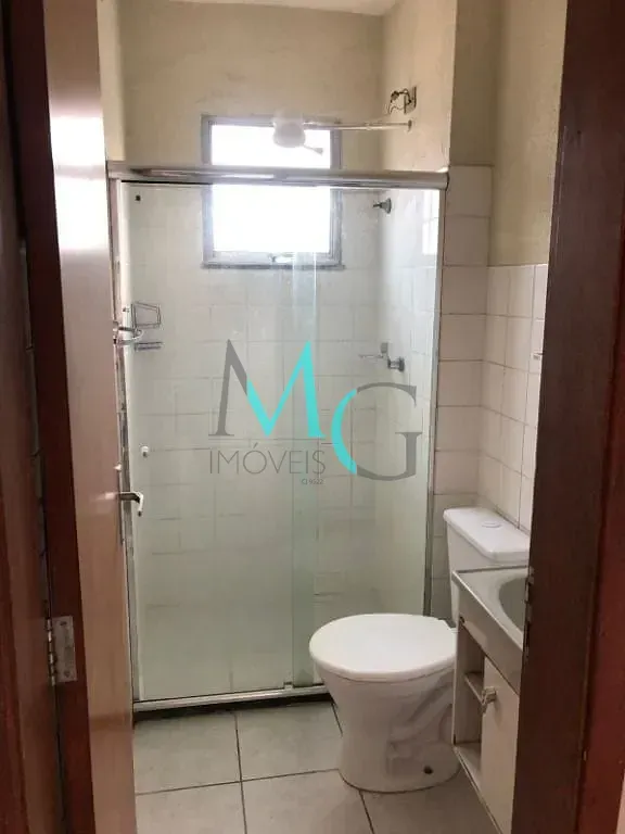 Imagem Apartamento com 2 dormitórios, 44 m² - venda por R$ 150.000 ou aluguel por R$ 900/mês - Cosmos - Rio de Janeiro/RJ