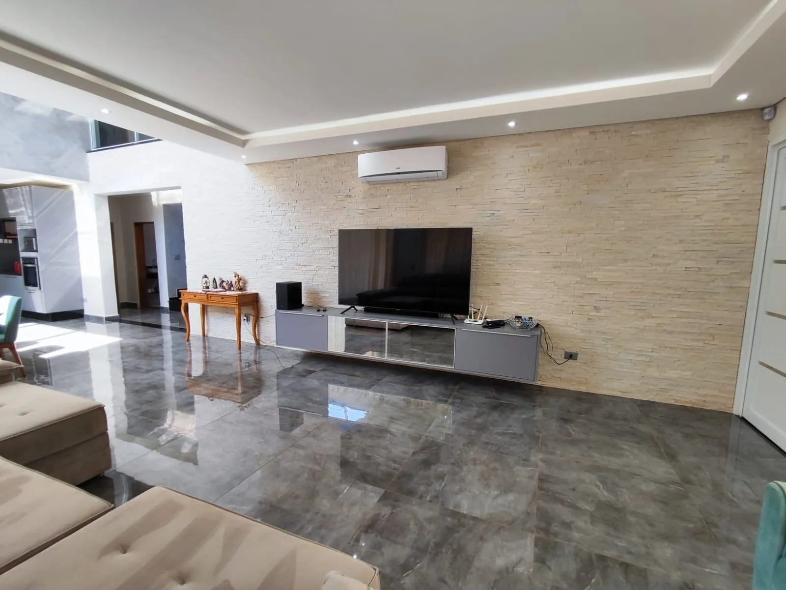 Imagem Luxuosa Casa de Campo em Condomínio Fechado Ninho Verde I Eco Residence - Interior de São Paulo