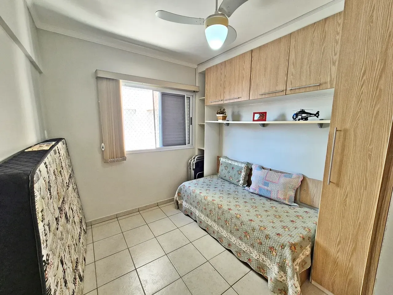 Imagem Apartamento com 2 Quartos à Venda, 60 m² em Mirim - Praia Grande