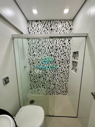 Imagem Apartamento à Venda - 100 metros da Praia de Pitangueiras, Guarujá