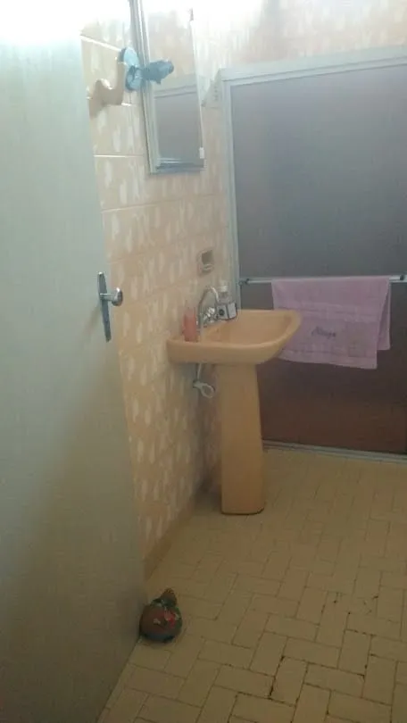 Imagem Casa à venda 3 Quartos, 1 Suite, 140M², Parque São Domingos, Pindamonhangaba - SP