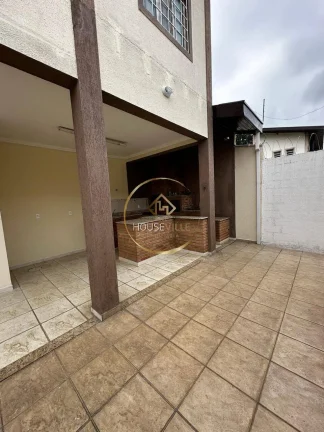 Imagem Casa 4 dormitórios ( 2 suítes) com edícula em Caçapava.