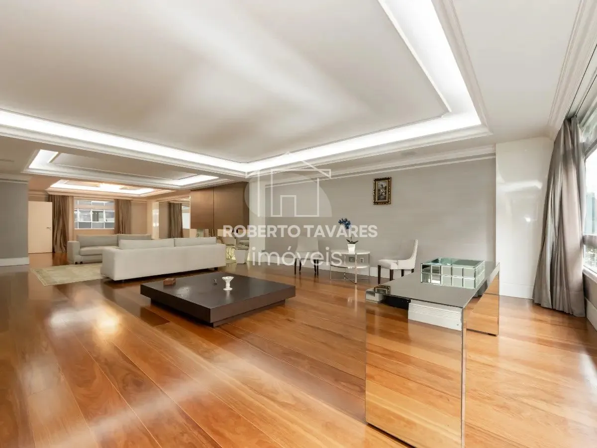 Imagem Apartamento com 392m² área útil - 3 dormitórios (3 suítes) c/ varanda integrada ao living - 1 escritório - 5 banheiros (1 lavabo) - 1 vaga c/ manobrista.
