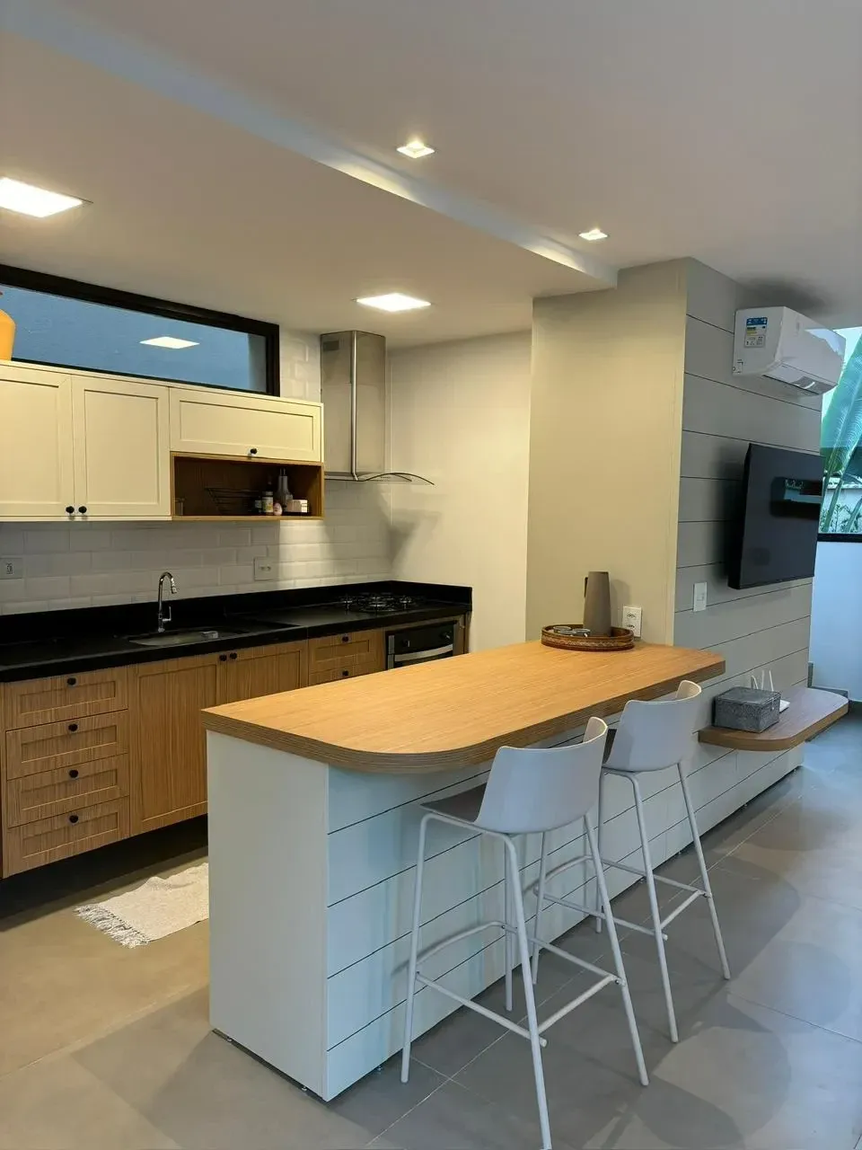 Imagem Casa de Condomínio com 4 Quartos à Venda, 202 m² em Bairro de Camburi - São Sebastião