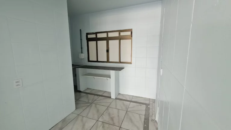 Imagem Aluguel de Sala Comercial no Centro de Garopaba-SC!