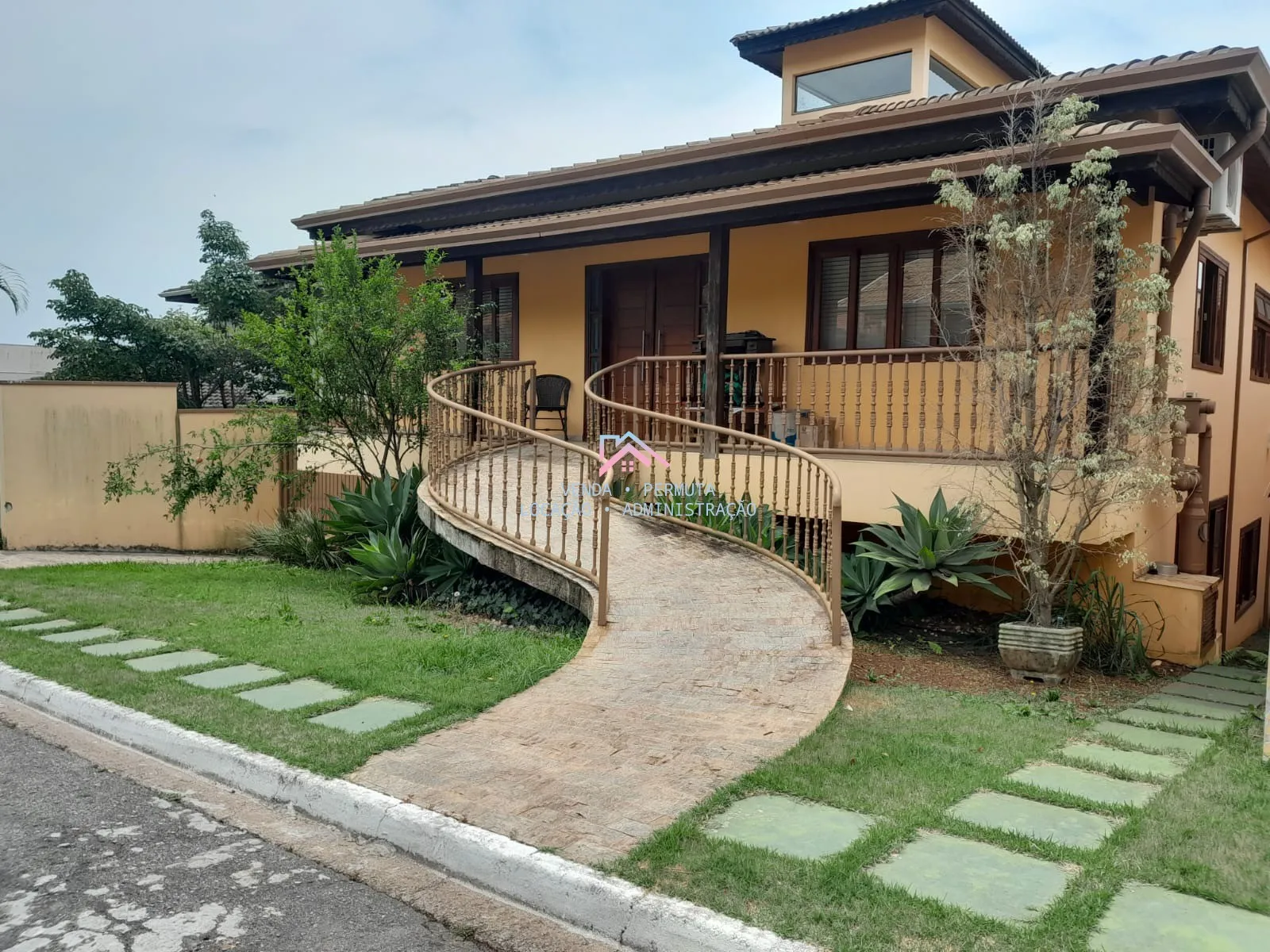 Foto do imóvel Casa em Alto Padrão Vista Verde Bairro Caxambu - 504 m2 de área útil com 4 dormitórios - Jundiaí - S em Jundiaí - SP