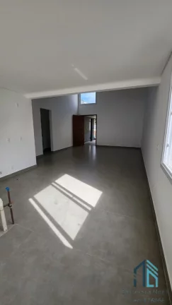 Imagem Casa a venda, 03 suítes em Florianópolis SC