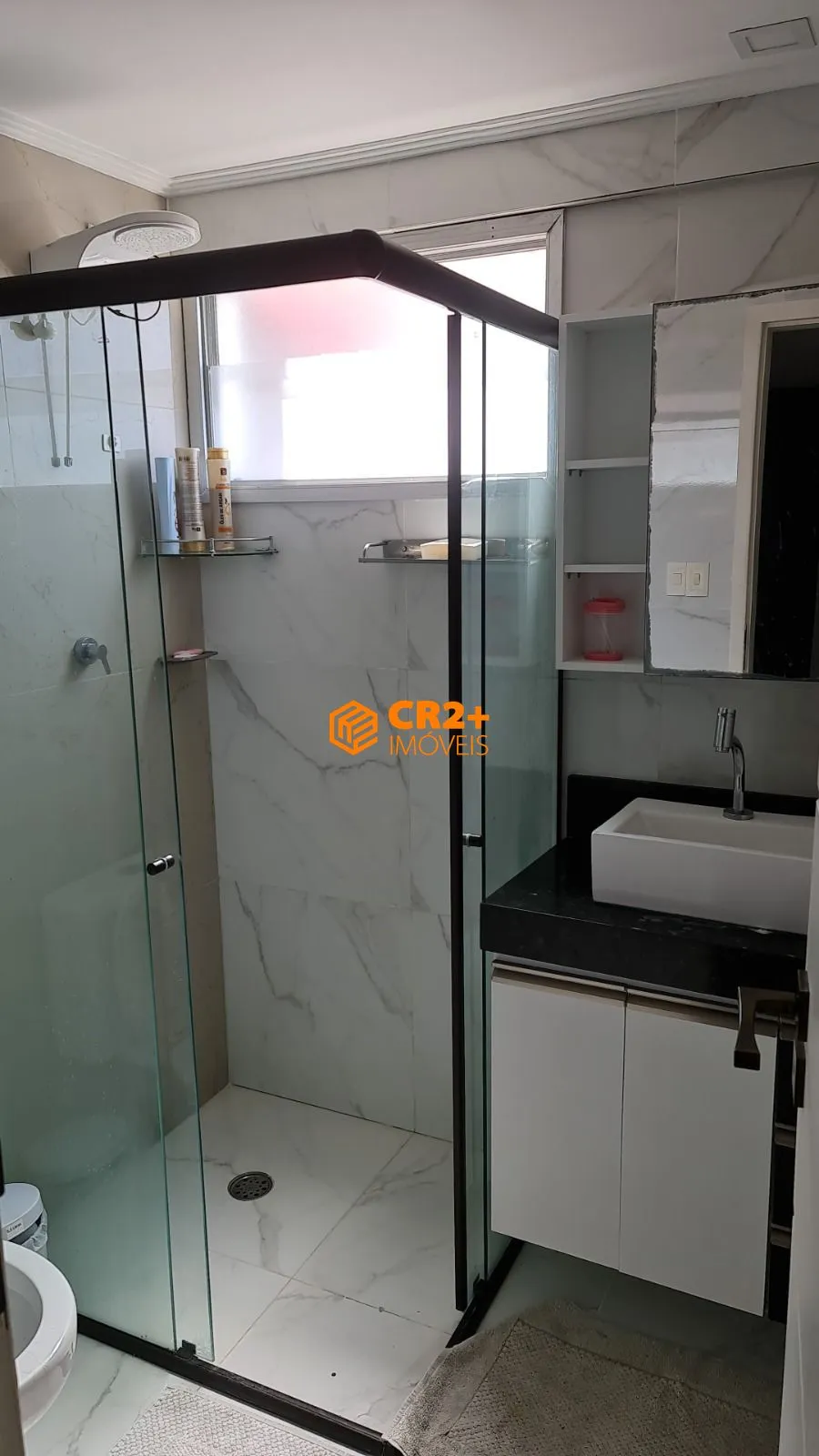 Imagem Vendo apartamento 03 quartos 01 suíte 01 vaga de garagem 115 m2 em Boa Viagem.