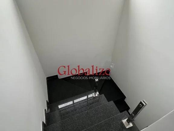 Imagem Sobrado à venda com 140m², 3 suites, piscina, churrasqueira por R$1.480.000,00 na Vila Belmiro em Santos