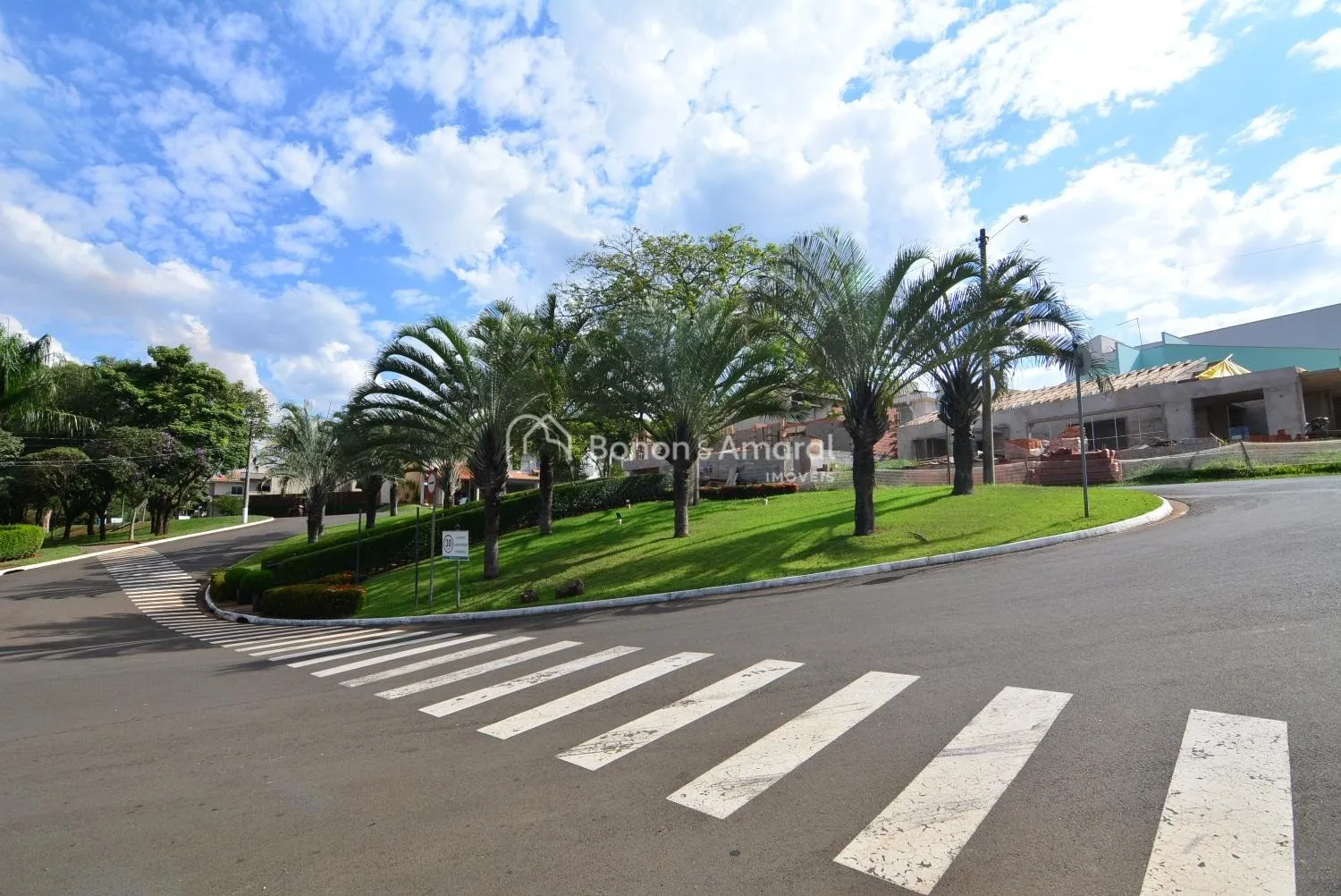 Imagem Sobrado à venda no Condomínio Paineiras - Paulínia/SP